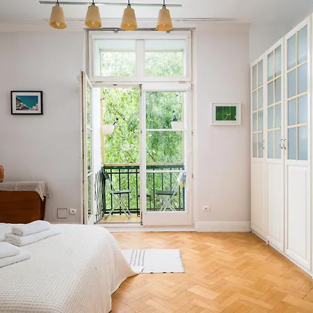 Filtrowa Spacious By Bookinghost Apartment *