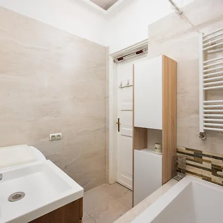 Filtrowa Spacious By Bookinghost Warsaw