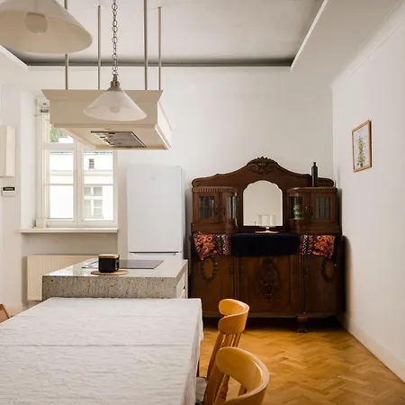Filtrowa Spacious By Bookinghost Apartment Warsaw